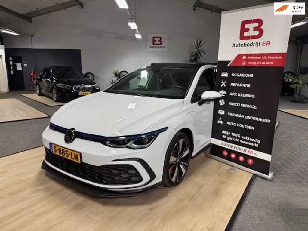 Volkswagen Golf 1.4 eHybrid GTE -Pano-18''-apple-carplay