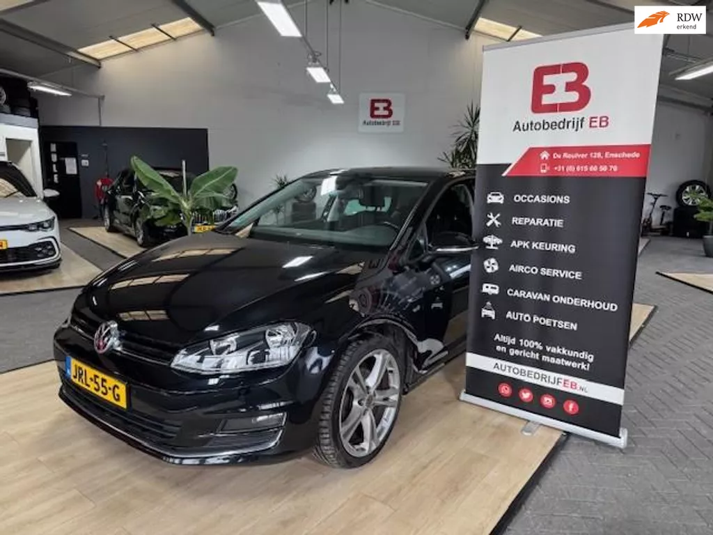 Volkswagen Golf 1.4 TSI Lounge- Camera-stoelverwarming-Navi-