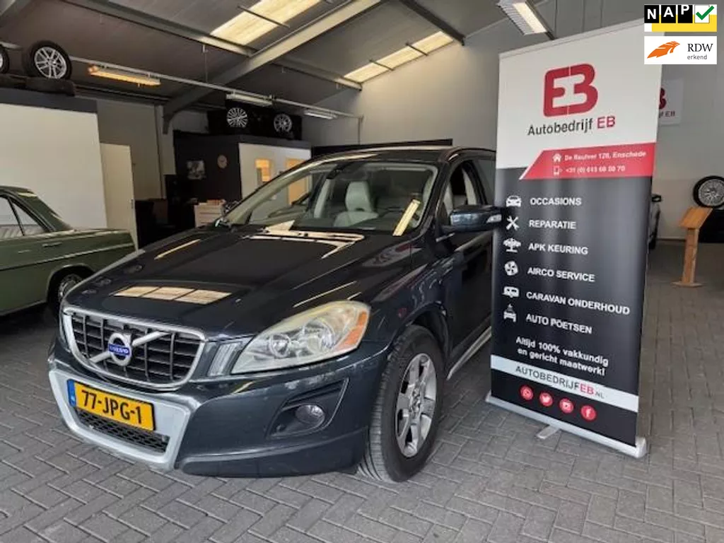 Volvo XC60 2.4D Momentum Automaat- Zeer nette auto-